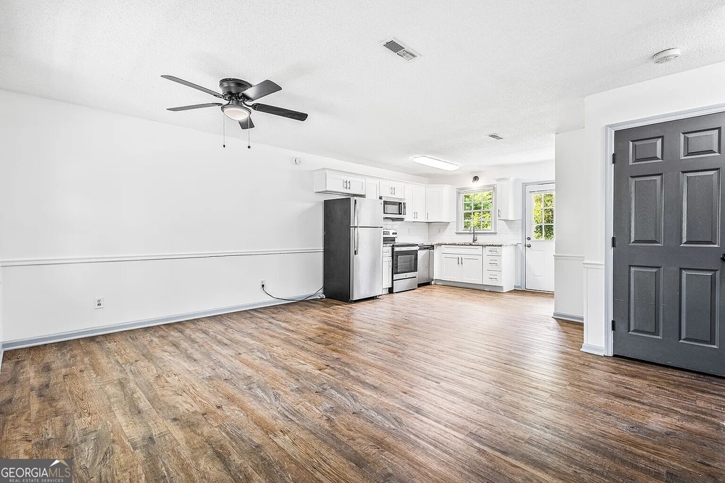 4 E 1st Street - Photo 10