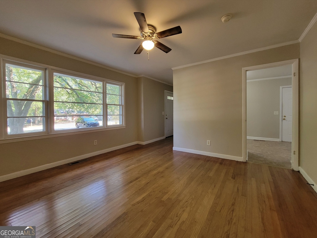117 Martha Street - Photo 2