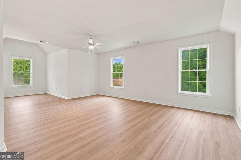 2280 Orleans Avenue - Photo 26