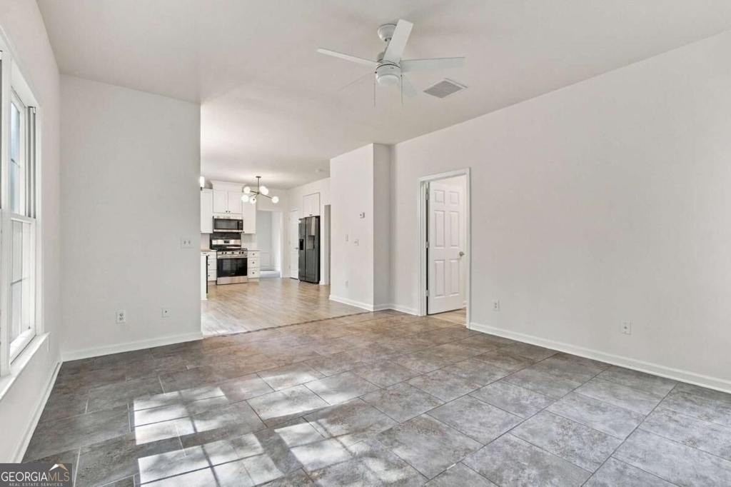 2280 Orleans Avenue - Photo 20