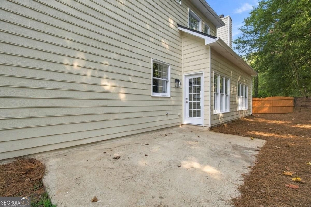 2280 Orleans Avenue - Photo 40