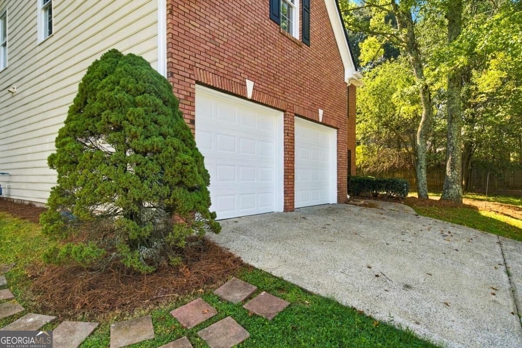 2280 Orleans Avenue - Photo 47