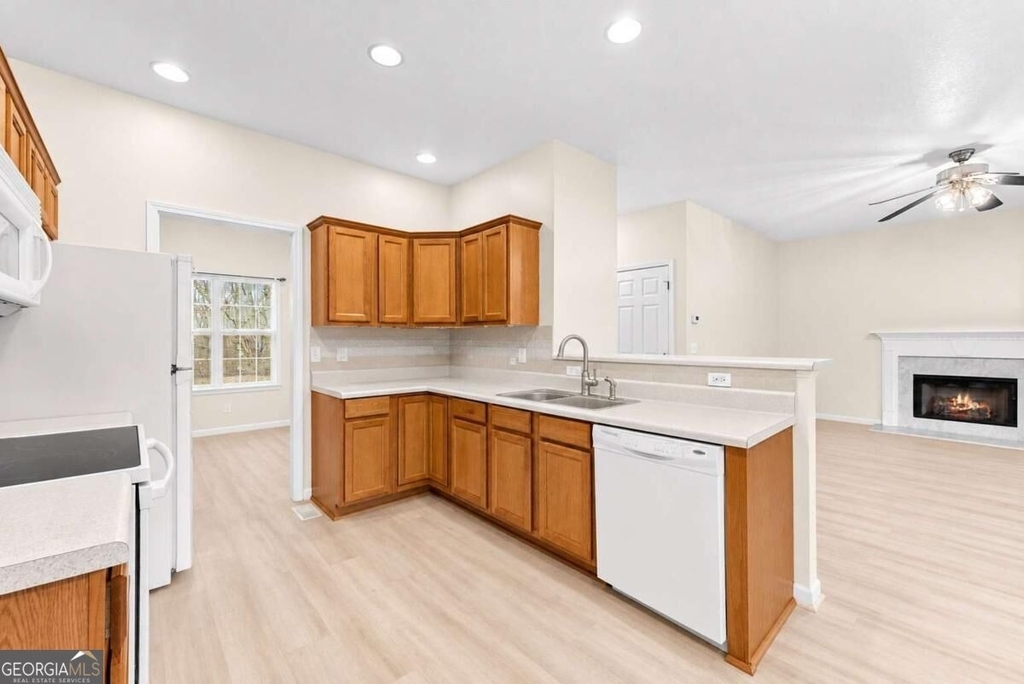 3451 Leisure Lane - Photo 9