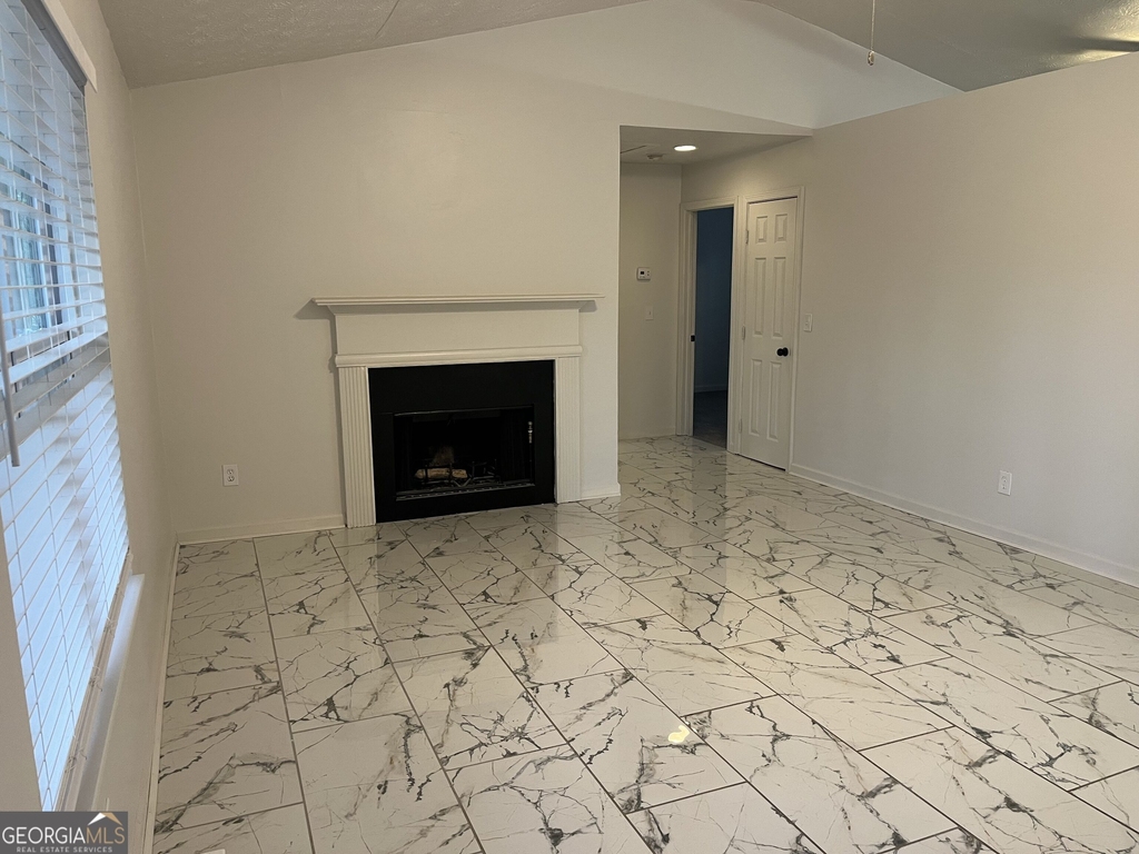 507 Lakeshore Drive - Photo 2