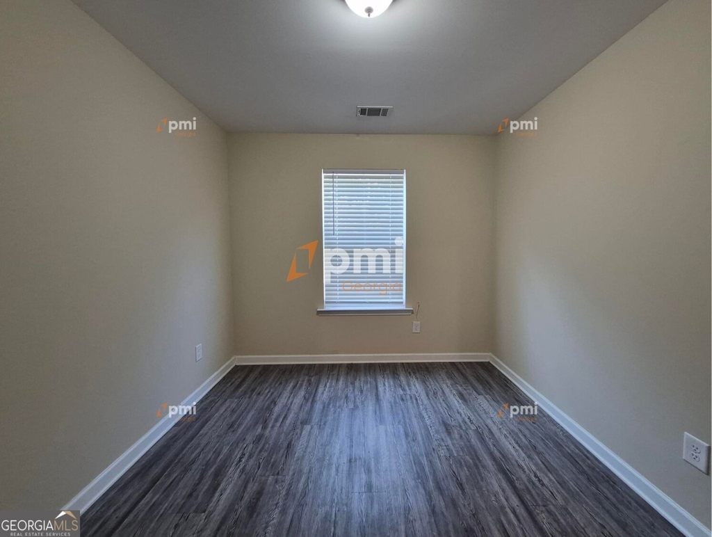 4438 Pinscher Street - Photo 8