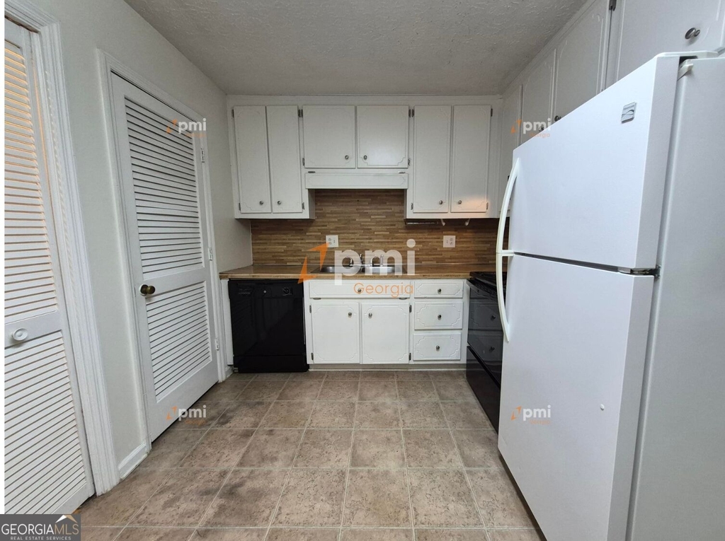 795 Farm Creek Road - Photo 2