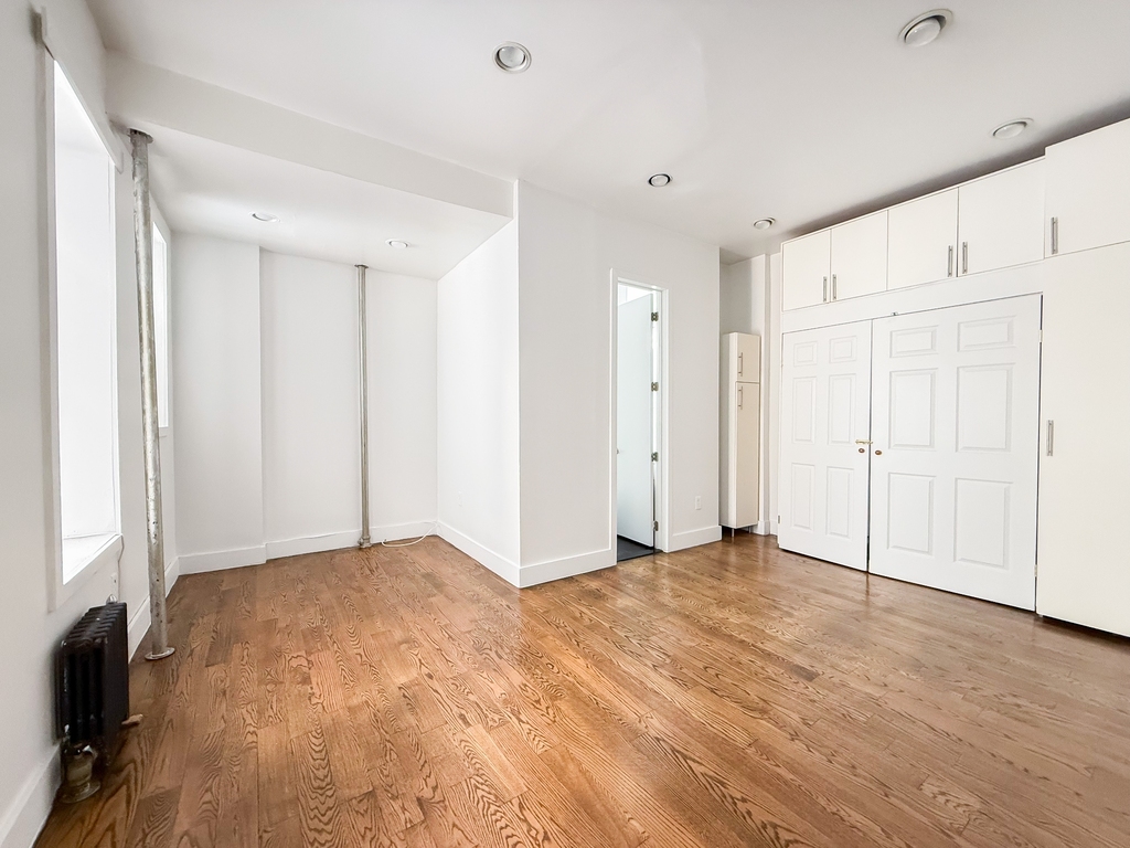 410 Eastern Parkway - Photo 1