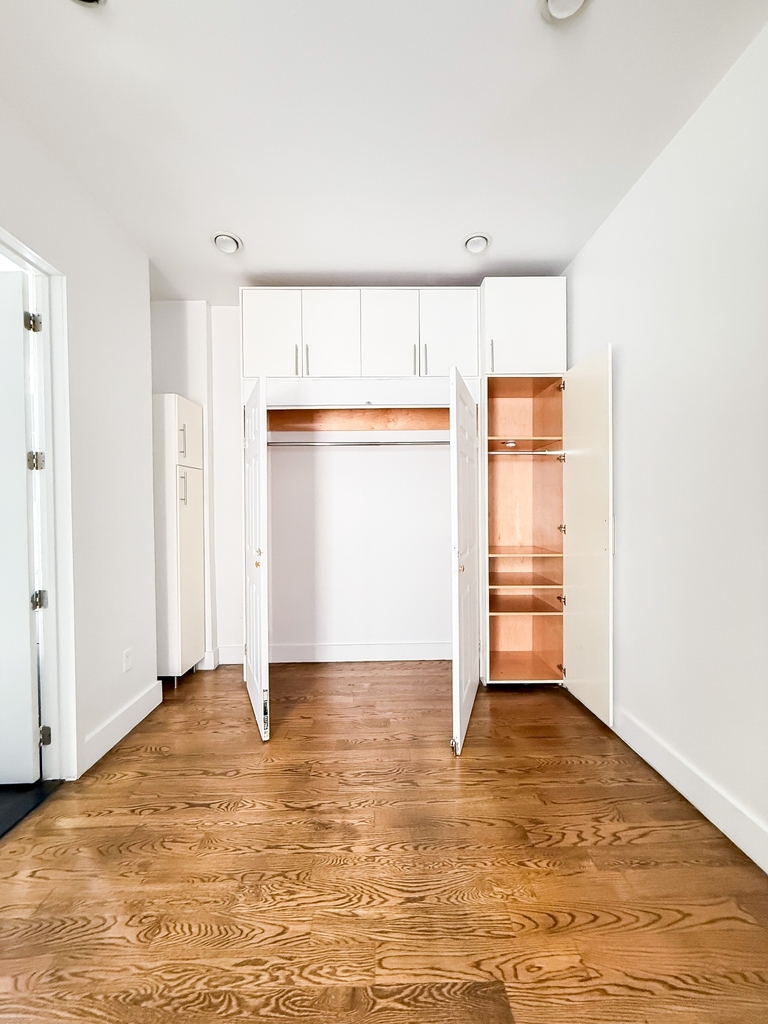 410 Eastern Parkway - Photo 8