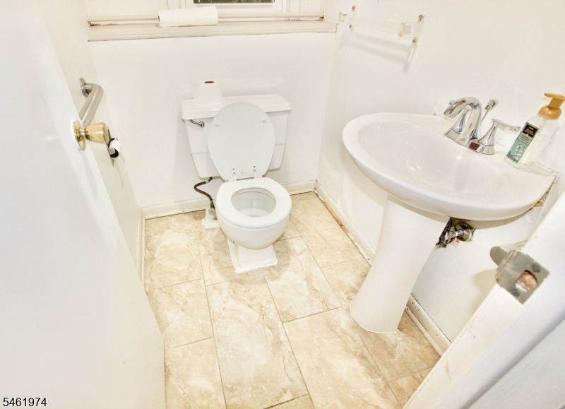 1425 Boynton Ave - Photo 7