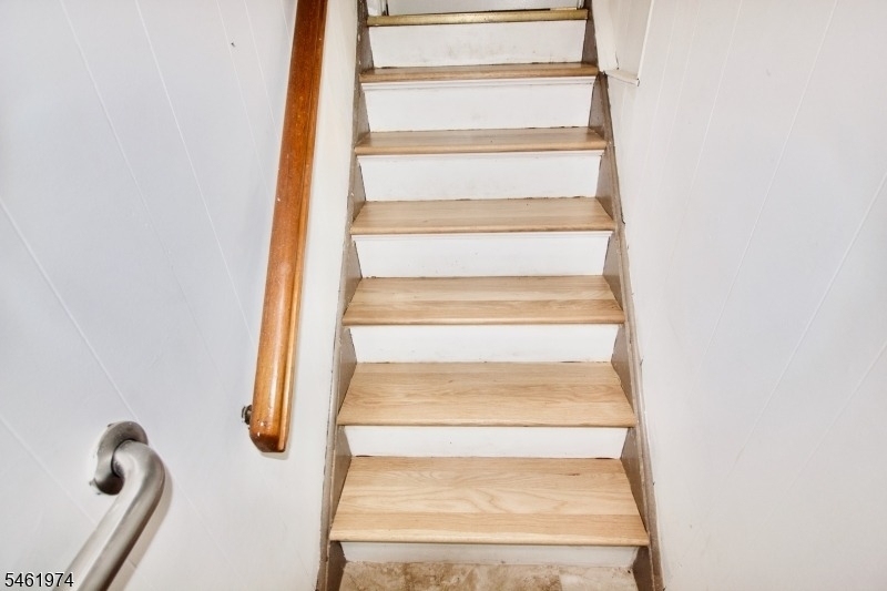 1425 Boynton Ave - Photo 10