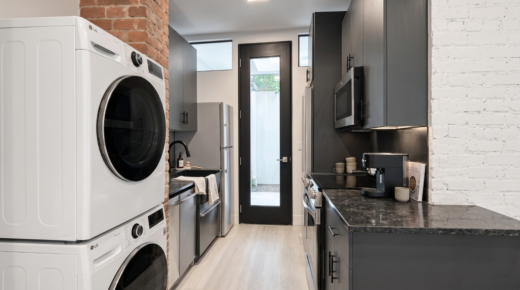 330 East 100th Street - Photo 3