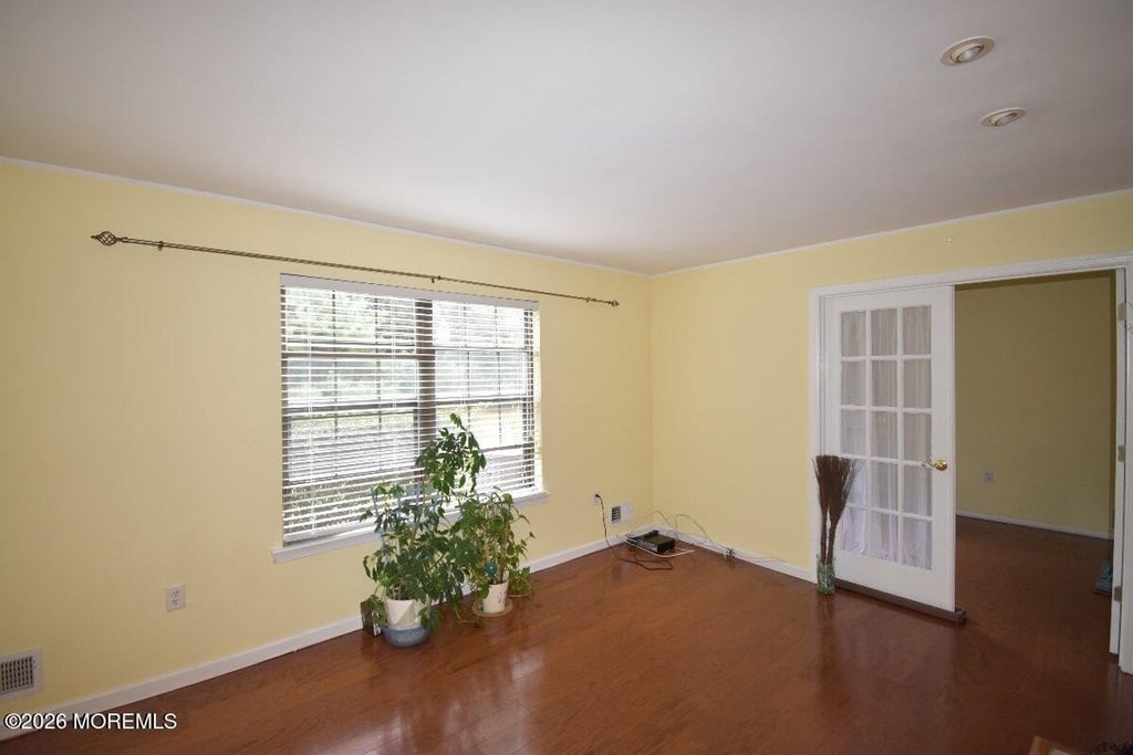 1304 Wellington Place - Photo 5