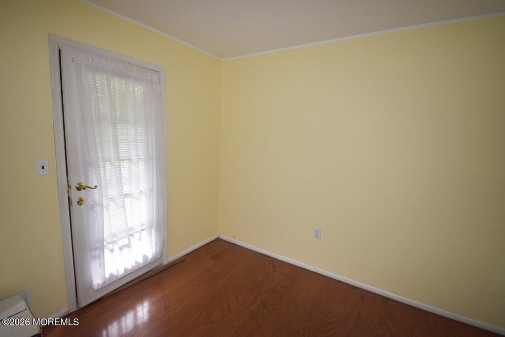 1304 Wellington Place - Photo 10