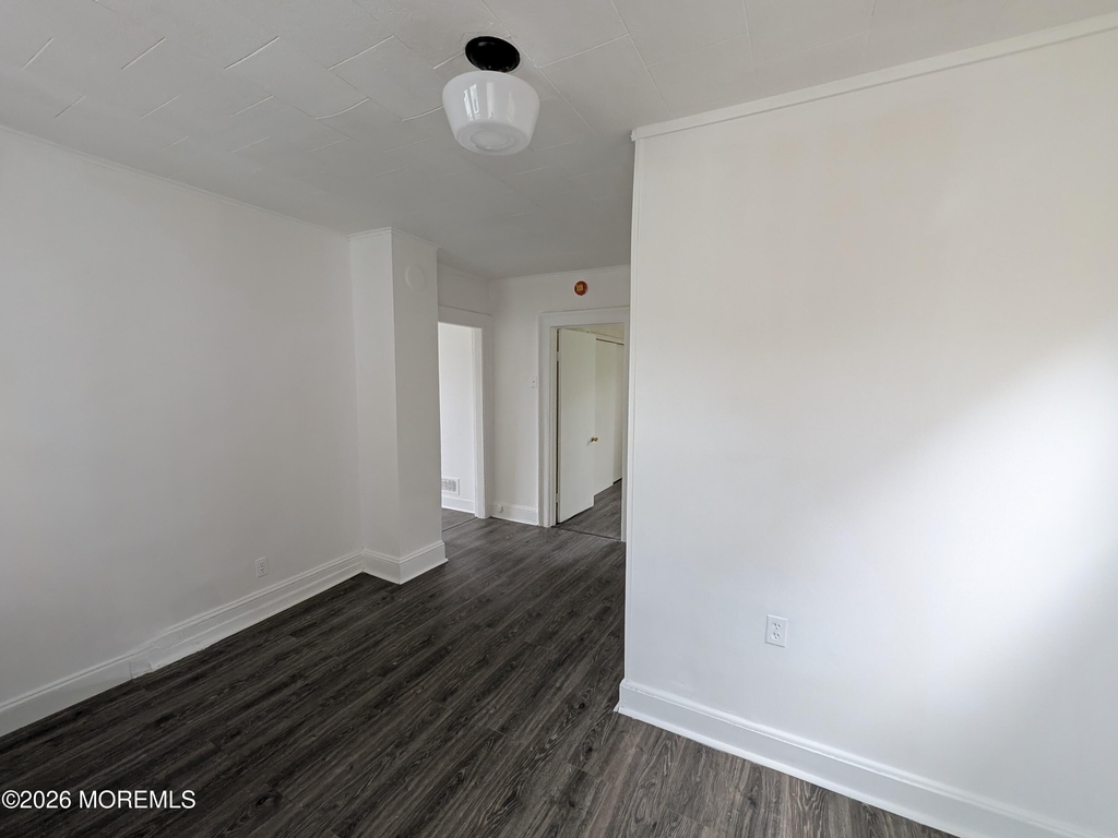 121 Kossuth Street - Photo 7