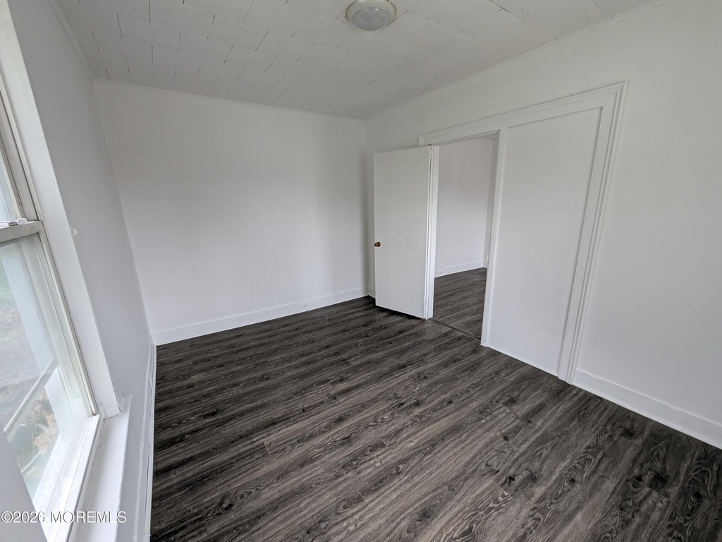 121 Kossuth Street - Photo 14