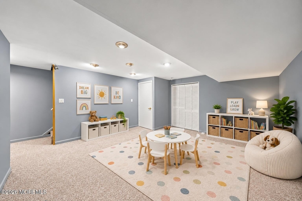 276 Longwood Drive - Photo 18