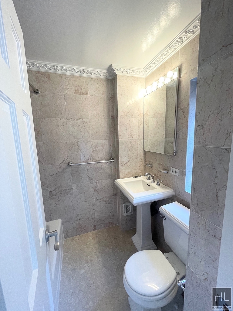 West 79 Street - Photo 18