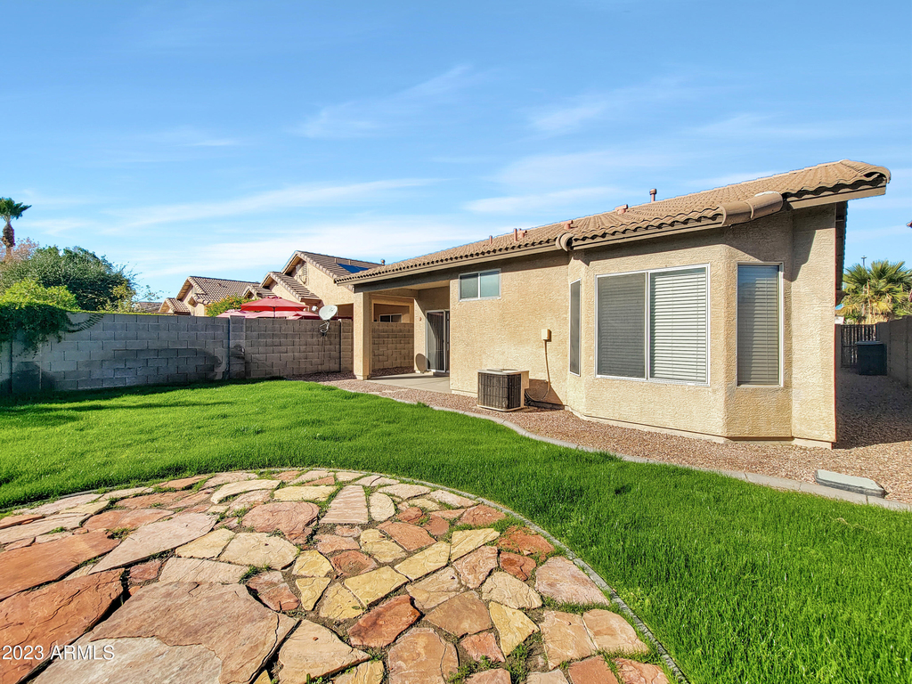 14173 W Weldon Avenue - Photo 26