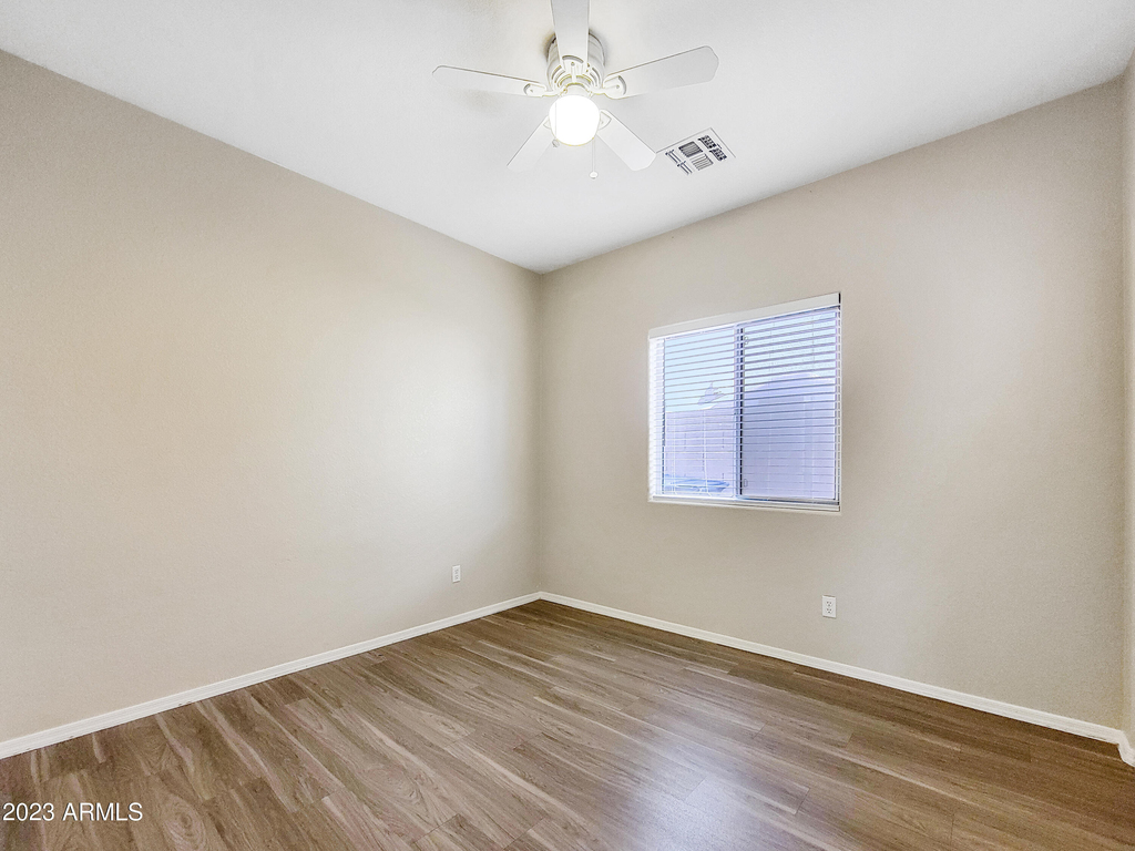 14173 W Weldon Avenue - Photo 12