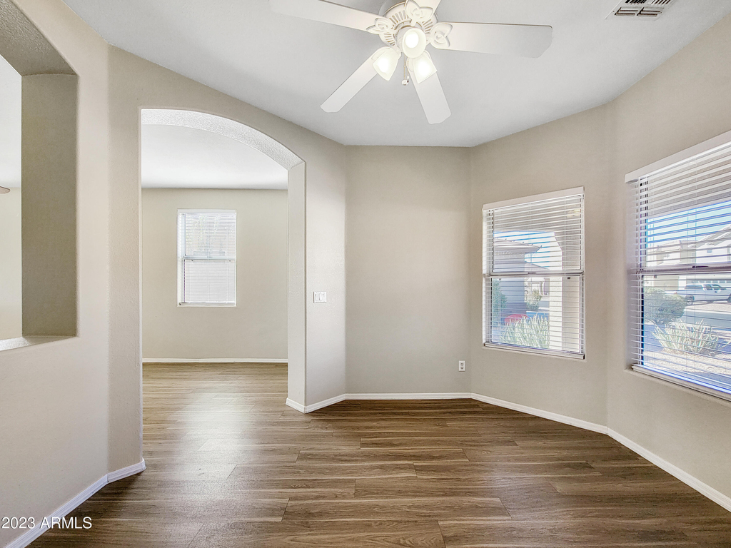 14173 W Weldon Avenue - Photo 5