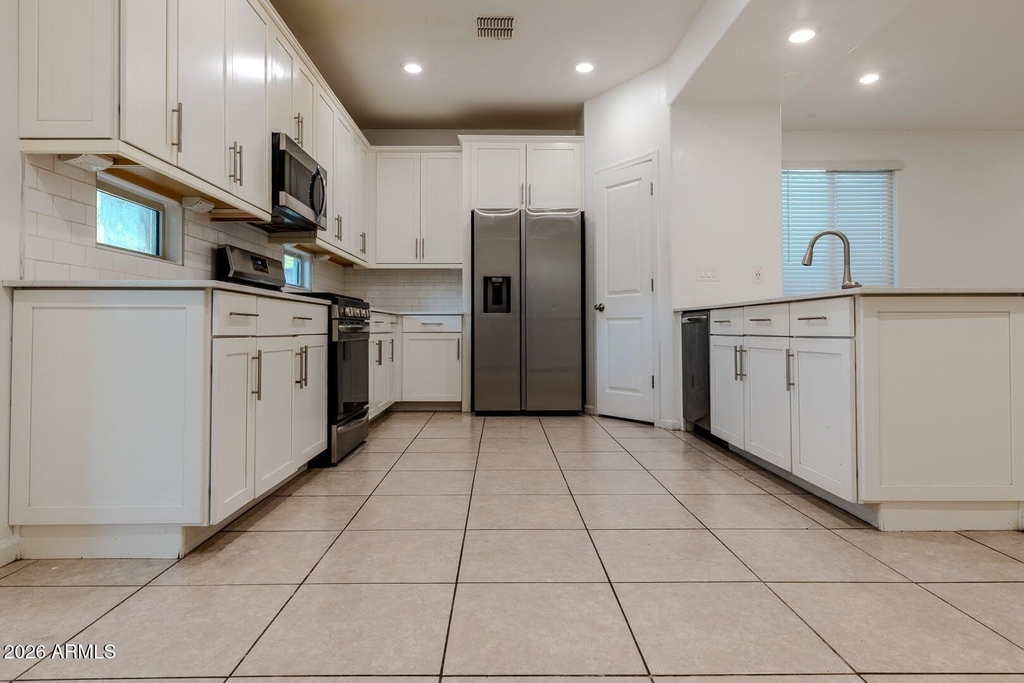 9210 W Willow Bend Lane - Photo 7