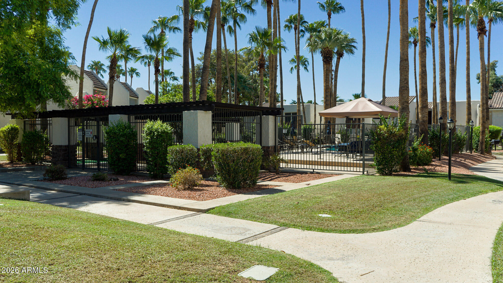7350 N Via Paseo Del Sur -- - Photo 14