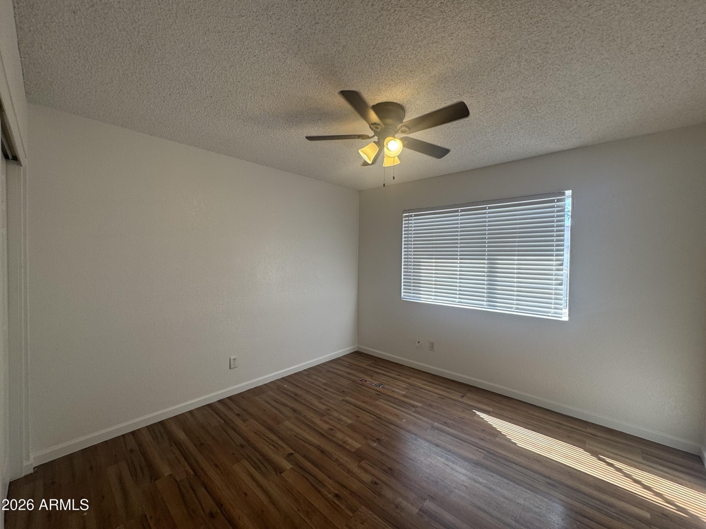 4828 W Orangewood Avenue - Photo 15