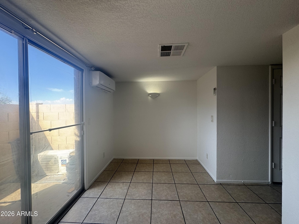 4828 W Orangewood Avenue - Photo 7