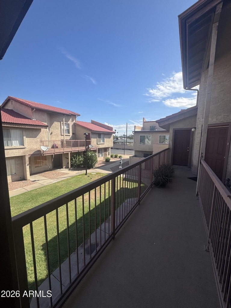 4828 W Orangewood Avenue - Photo 16