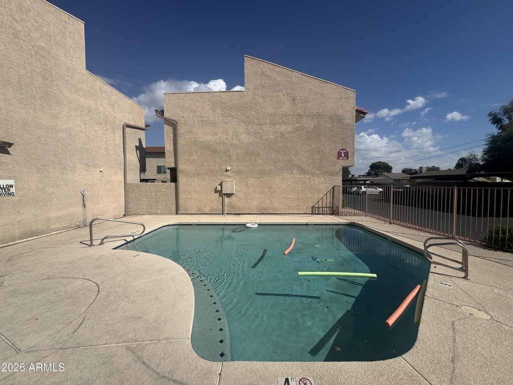 4828 W Orangewood Avenue - Photo 19