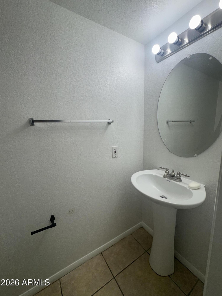 4828 W Orangewood Avenue - Photo 8