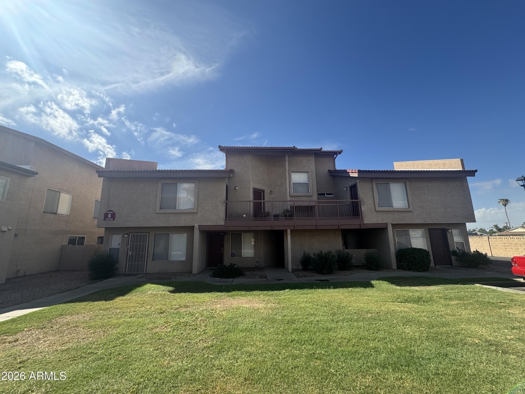 4828 W Orangewood Avenue - Photo 0