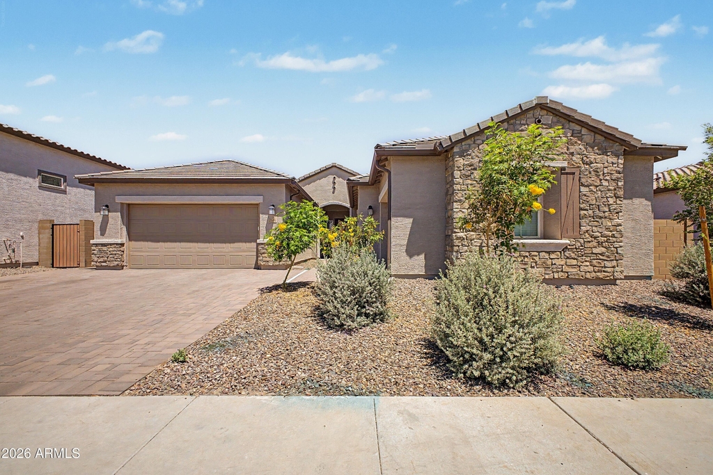 7646 W Desert Spoon Drive - Photo 0