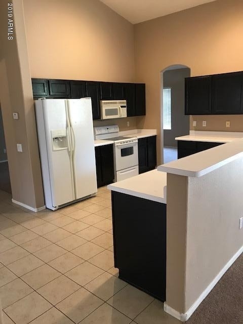 724 N Yucca Street - Photo 2