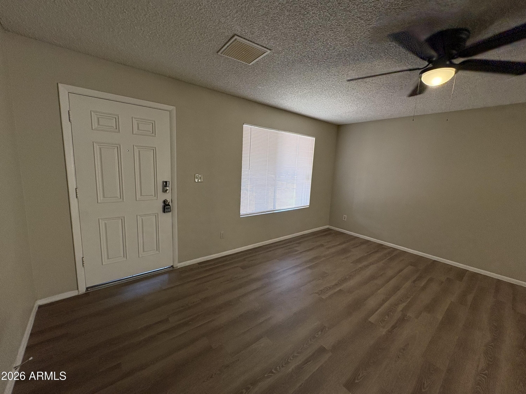 7556 W Turney Avenue - Photo 1