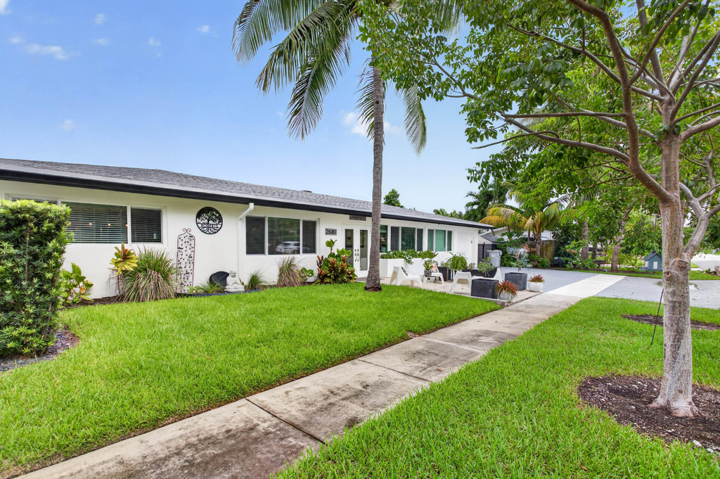 2681 Ne 16th Street - Photo 44