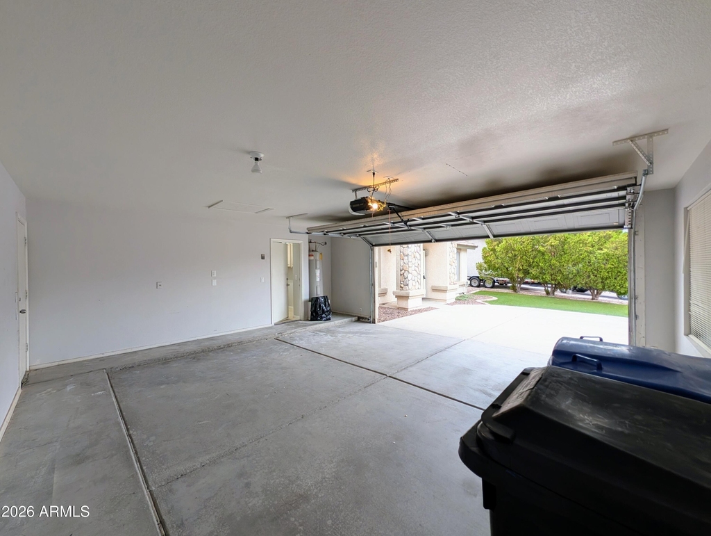 15748 W Paradise Lane - Photo 59