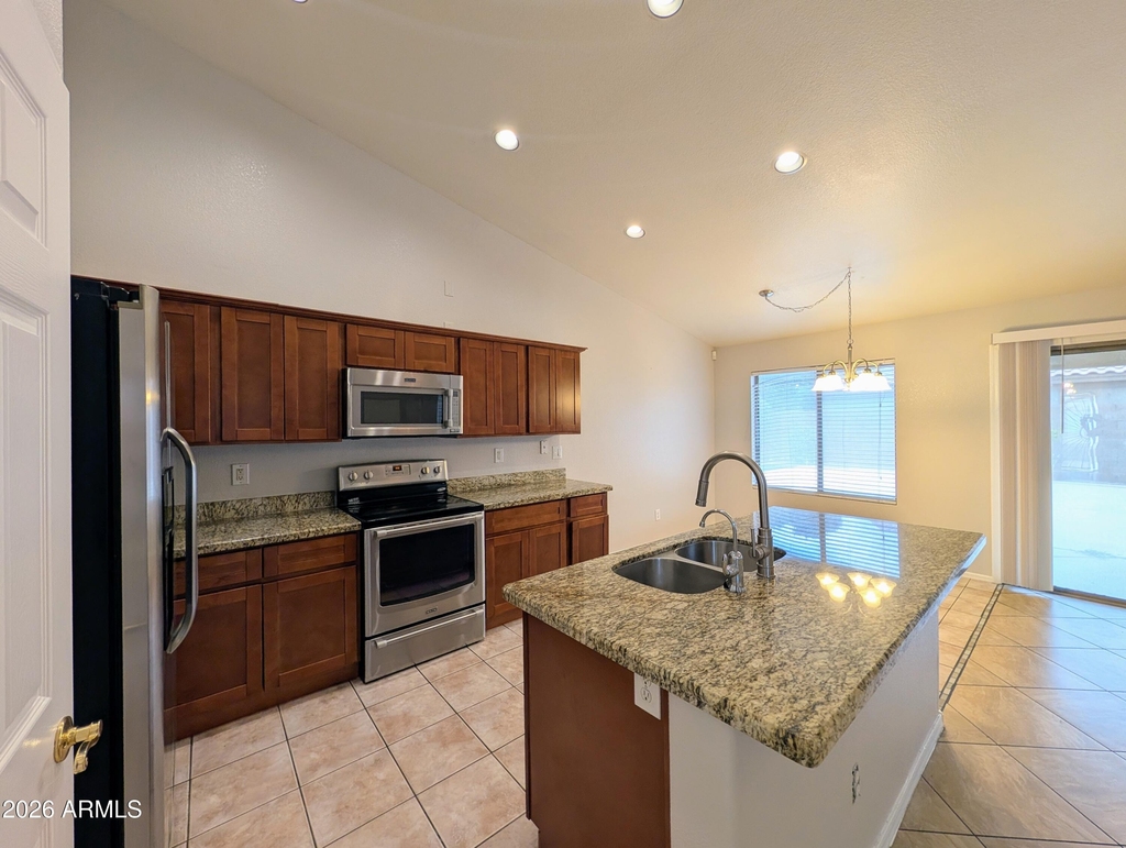 15748 W Paradise Lane - Photo 13