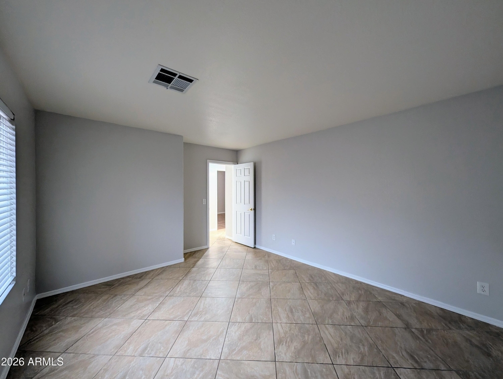 15748 W Paradise Lane - Photo 56