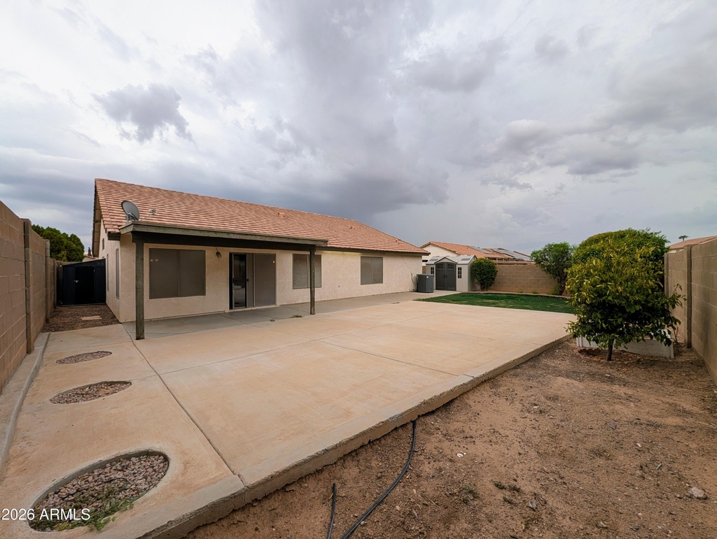 15748 W Paradise Lane - Photo 66