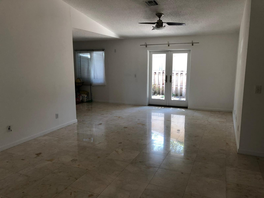 2608 Sw 45th Street - Photo 3