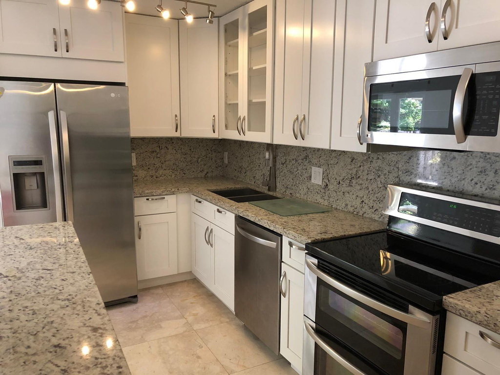 2608 Sw 45th Street - Photo 1