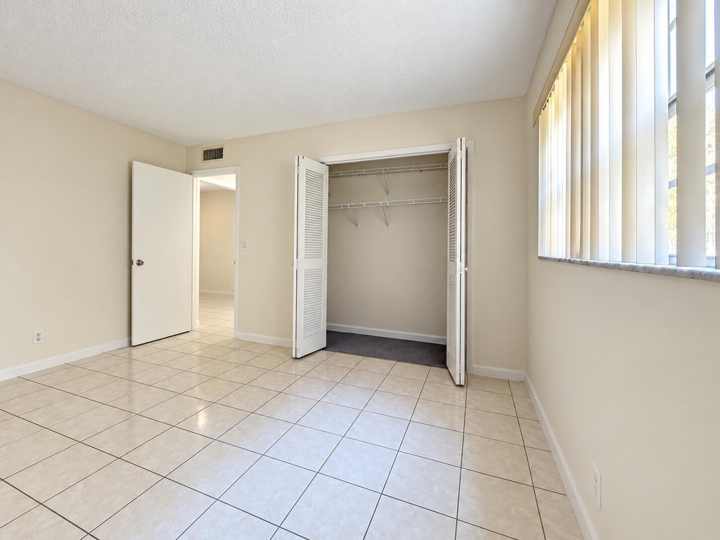 111 Cleveland Street - Photo 10