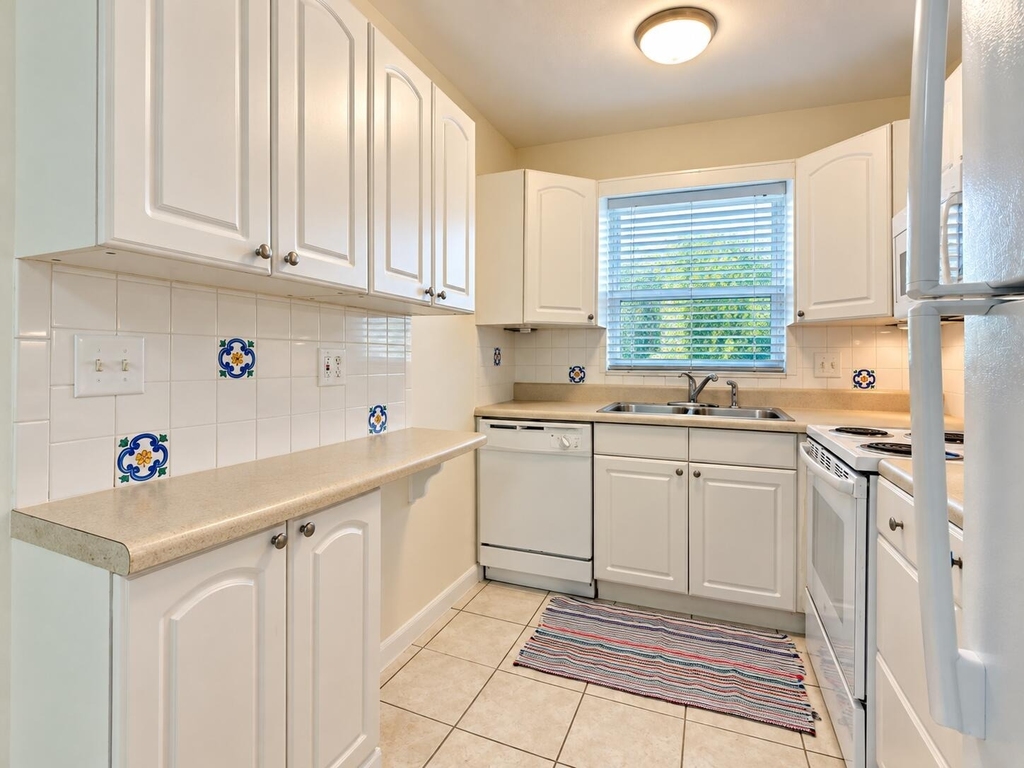 111 Cleveland Street - Photo 5