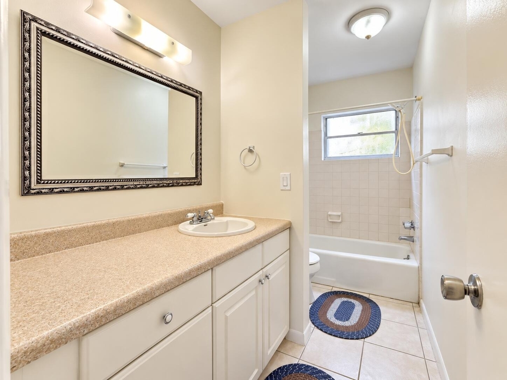 111 Cleveland Street - Photo 11