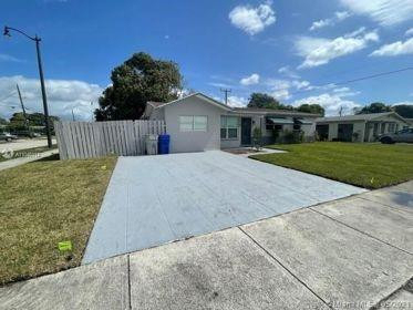 751 Nw 18th Street - Photo 10