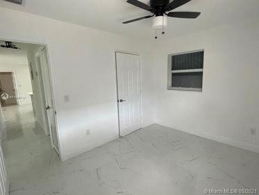 751 Nw 18th Street - Photo 6