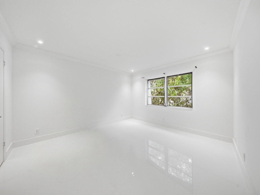 3125 Oakland Shores Drive - Photo 4