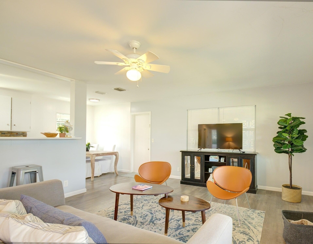 434 58th Street - Photo 2