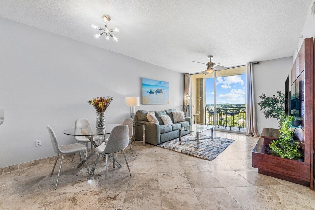 550 Okeechobee Boulevard - Photo 4